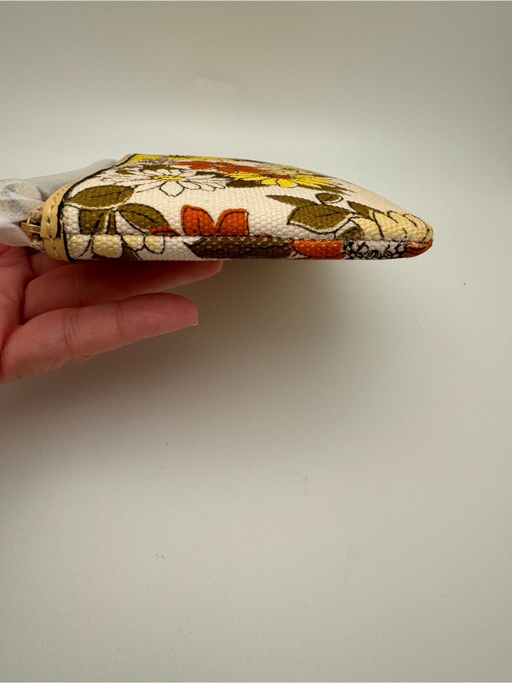 NWT Coach CEF83 Vanilla Sunflower Floral Print Corner Zip Wristlet - Picture 12 of 15